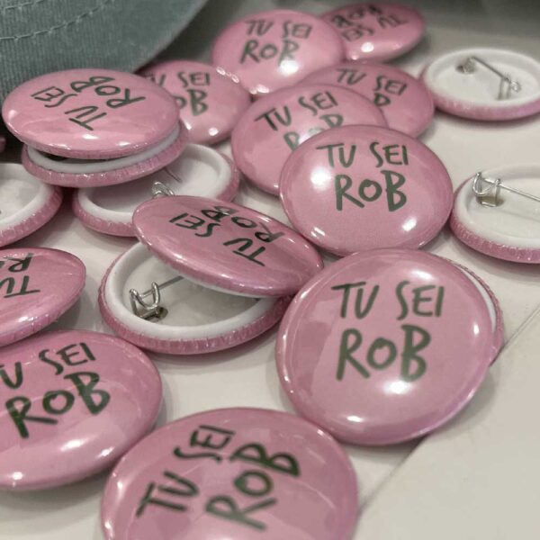 Pins - immagine 3